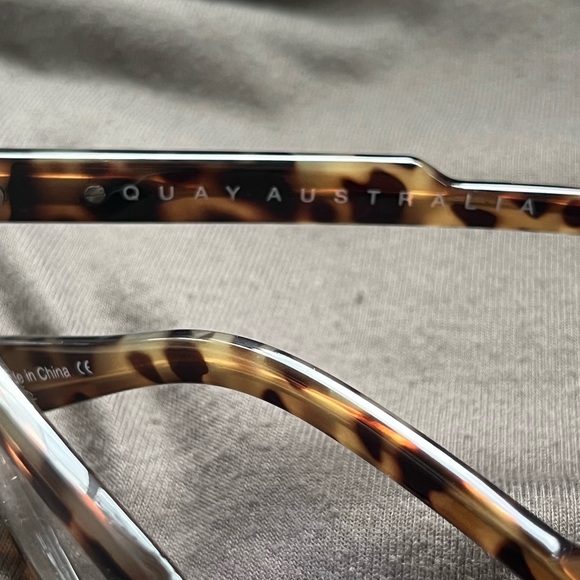 Quay Blue Light blockers - Picture 3 of 8